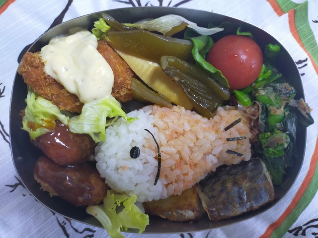 キャラ弁 魚 鳥黄の作ってみたですよ